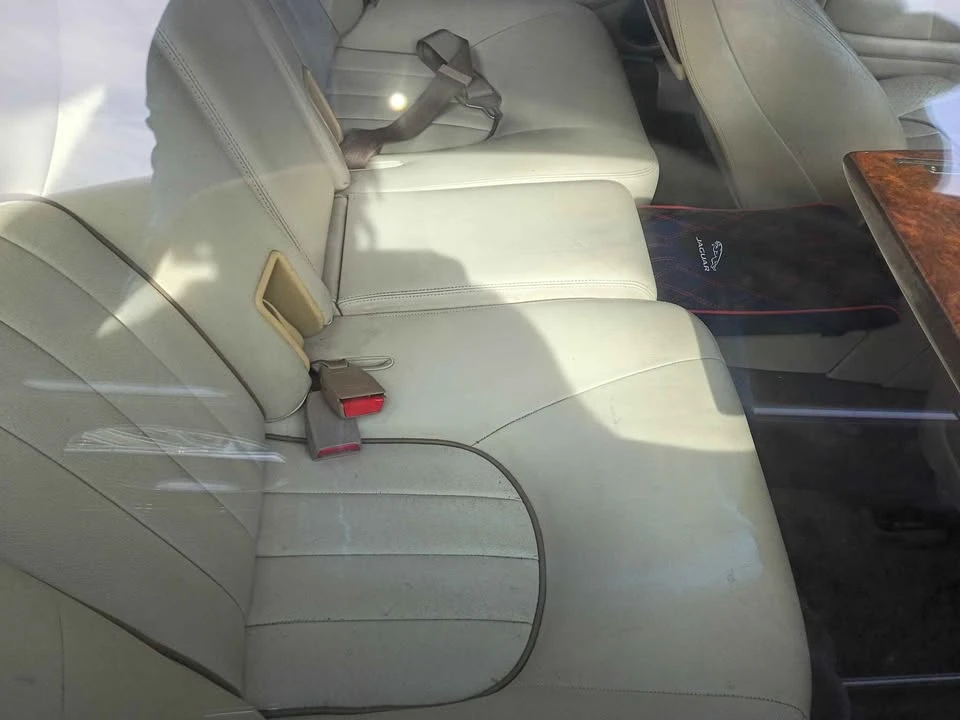 1995 Jaguar X300 XJ - Image 2 of 5