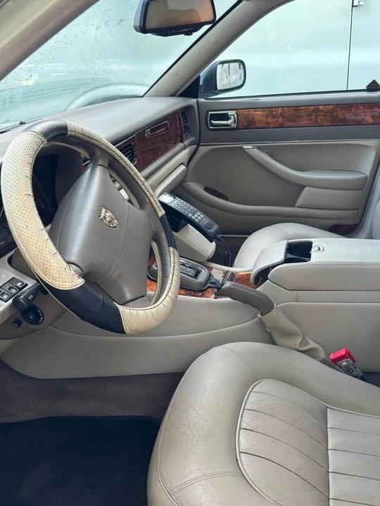 1995 Jaguar X300 XJ - Image 6 of 9