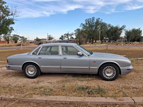 1995 Jaguar XJ XJ12 Sedan 4D
