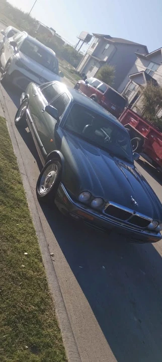 1995 Jaguar X300 XJ - Image 2 of 4