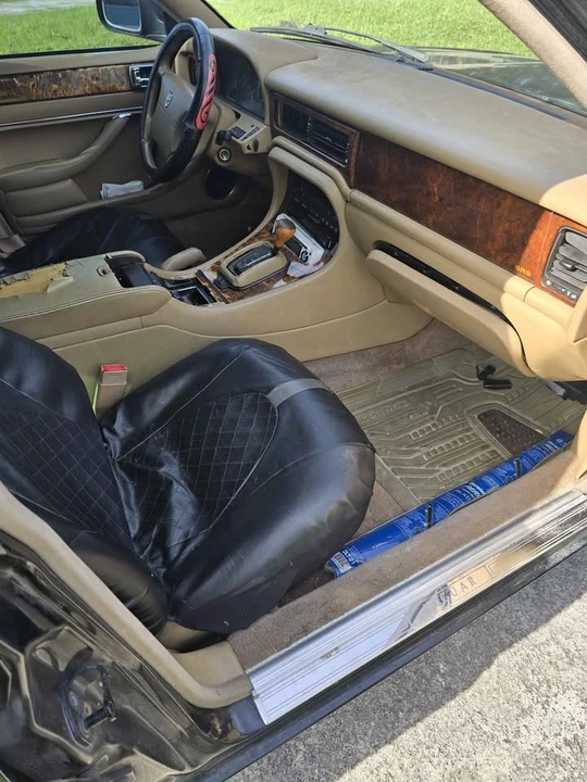 1995 Jaguar X300 XJ - Image 10 of 12
