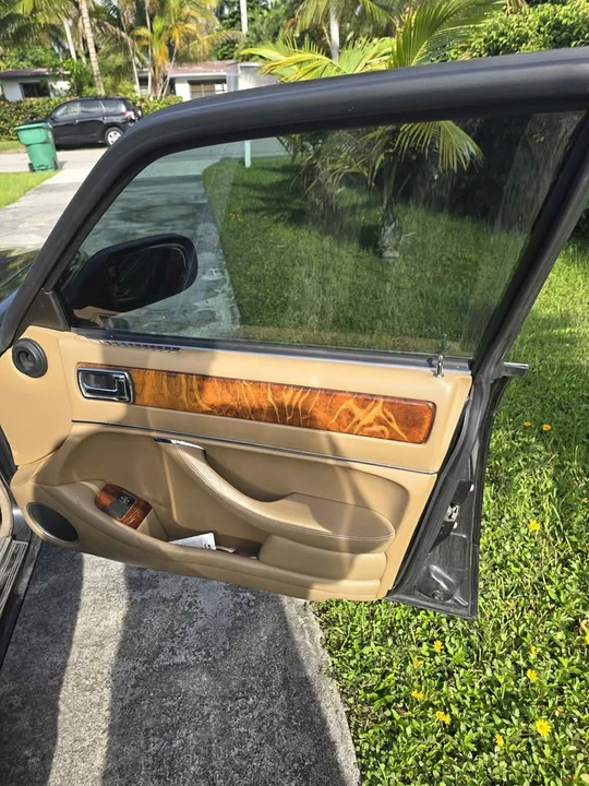 1995 Jaguar X300 XJ - Image 7 of 12