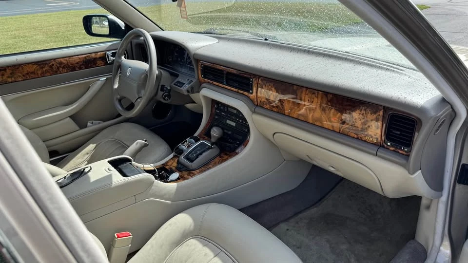 1995 Jaguar X300 XJ - Image 15 of 20