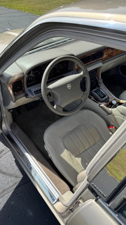 1995 Jaguar X300 XJ - Image 16 of 20