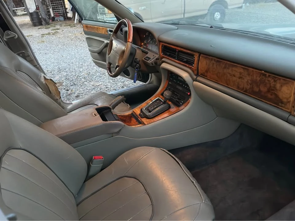 1995 Jaguar X300 XJ - Image 7 of 14