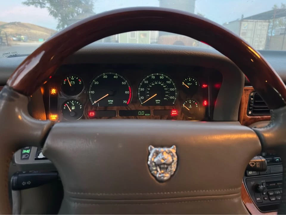 1995 Jaguar X300 XJ - Image 5 of 14