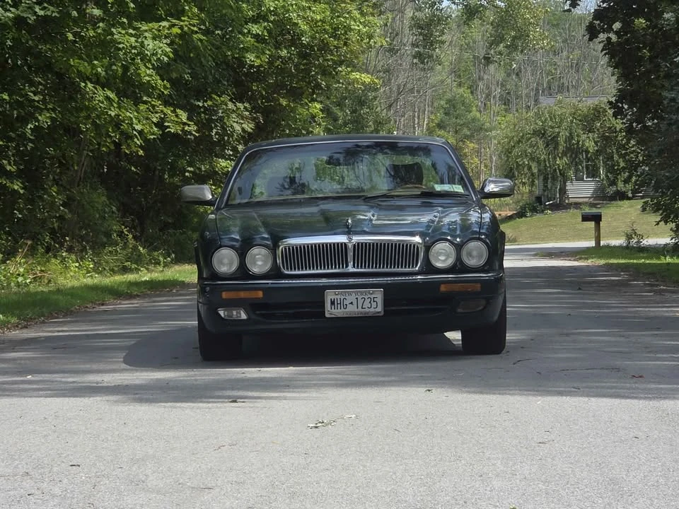 1995 Jaguar X300 XJ - Image 2 of 7