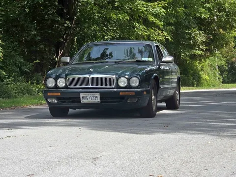 1995 Jaguar XJ XJ6 Vanden Plas Sedan 4D