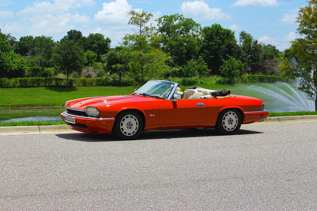 1995 Jaguar XJS - Image 4 of 31