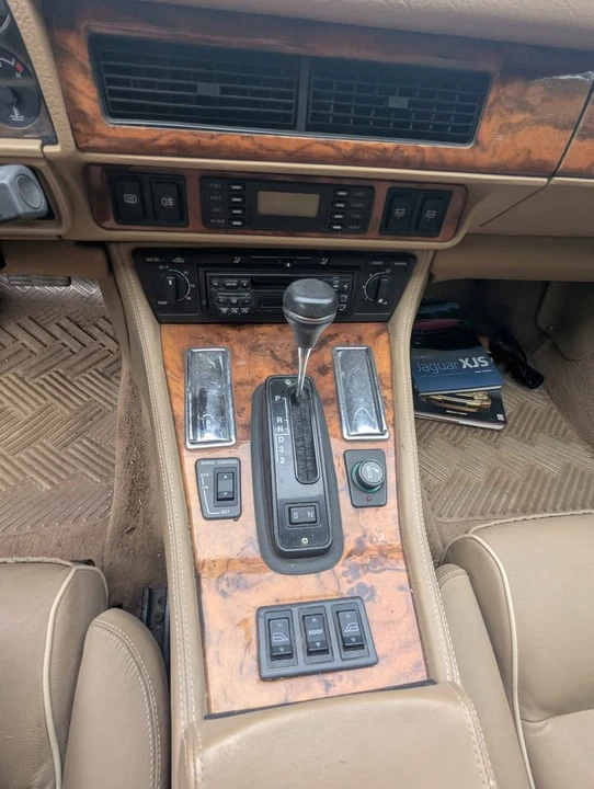 1995 Jaguar XJS Convertible - Image 7 of 10