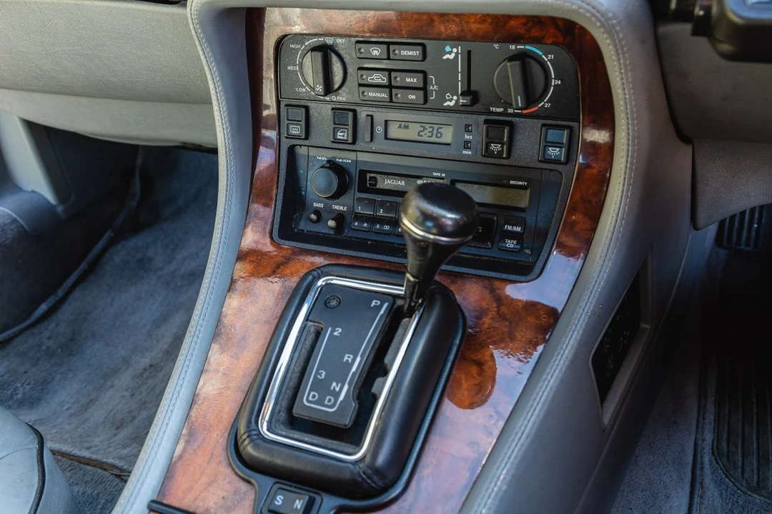 1995 Jaguar XJ40 XJ - Image 19 of 30