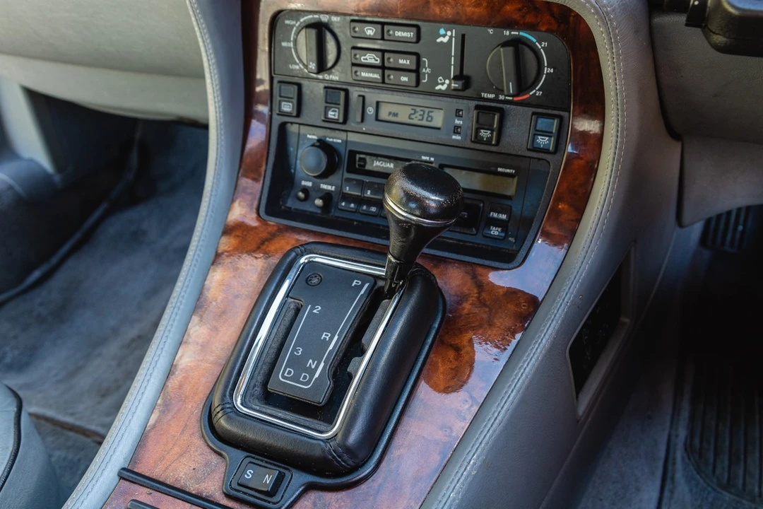 1995 Jaguar XJ40 XJ - Image 20 of 30