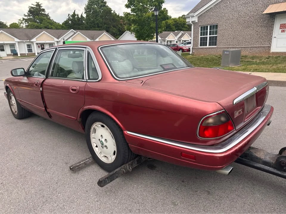 1995 Jaguar X300 XJ - Image 5 of 9