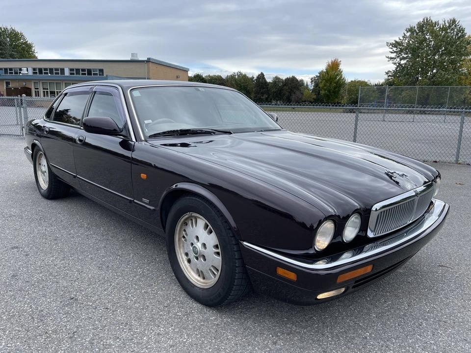 1995 Jaguar X300 XJ - Image 2 of 31