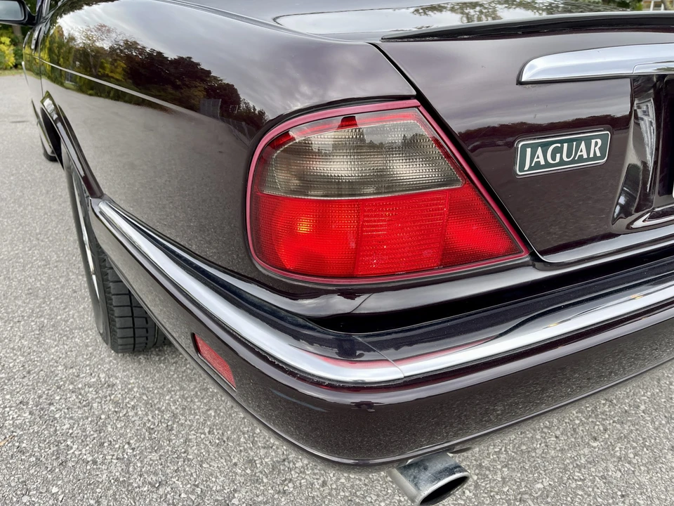 1995 Jaguar X300 XJ - Image 24 of 31