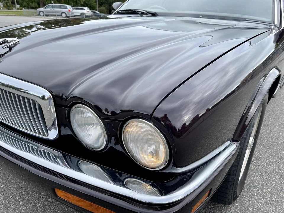 1995 Jaguar X300 XJ - Image 19 of 31