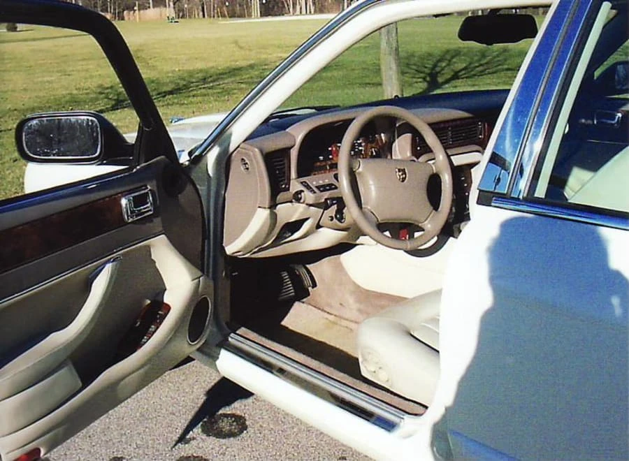1995 Jaguar X300 XJ - Image 3 of 8