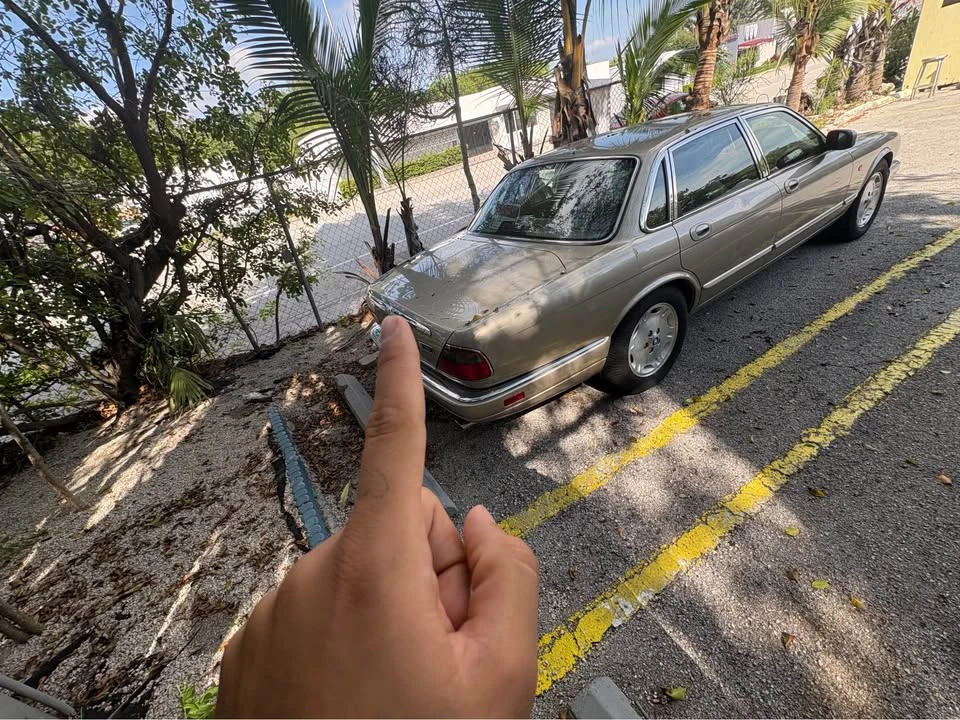 1995 Jaguar X300 XJ - Image 11 of 12