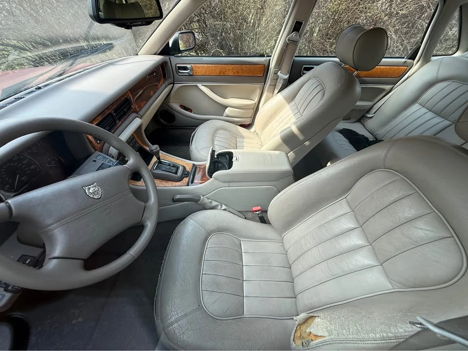 1995 Jaguar X300 XJ - Image 12 of 14