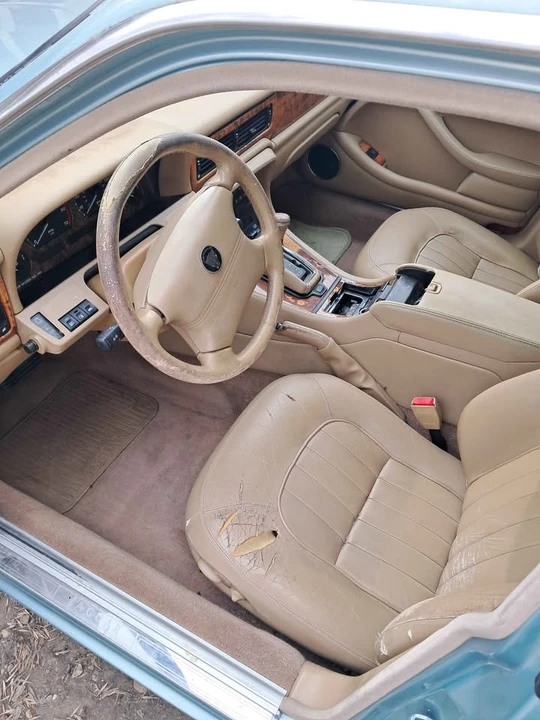 1995 Jaguar X300 XJ - Image 9 of 10