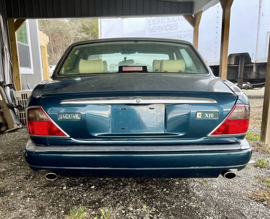 1995 Jaguar X300 XJ - Image 7 of 11
