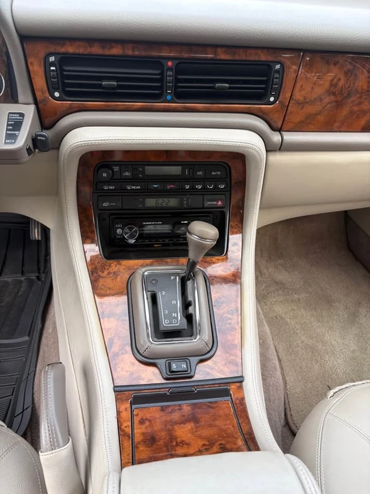 1995 Jaguar X300 XJ - Image 5 of 10