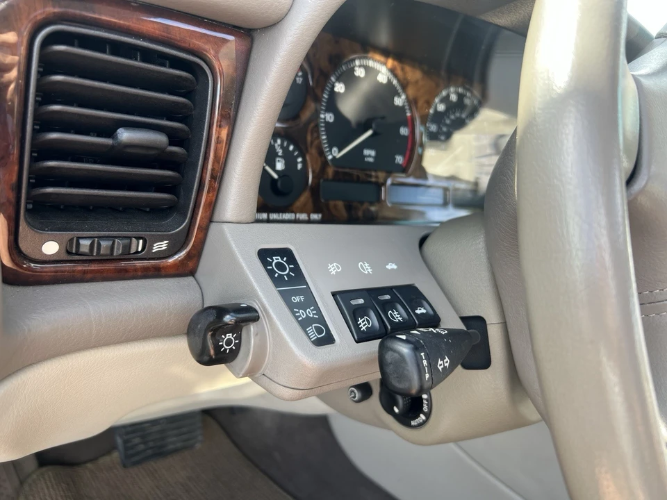 1995 Jaguar X300 XJ - Image 13 of 24