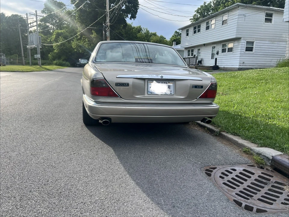 1995 Jaguar X300 XJ - Image 5 of 24