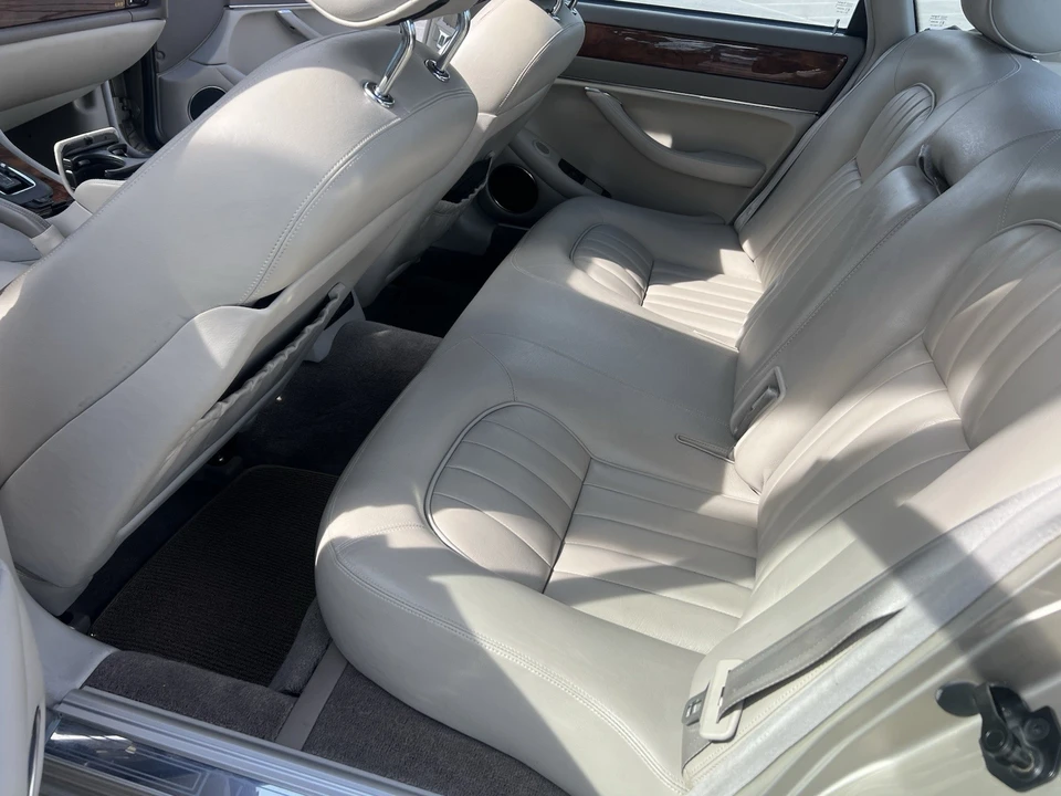 1995 Jaguar X300 XJ - Image 18 of 24