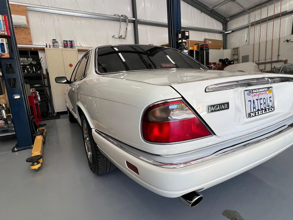 1995 Jaguar X300 XJ - Image 31 of 31