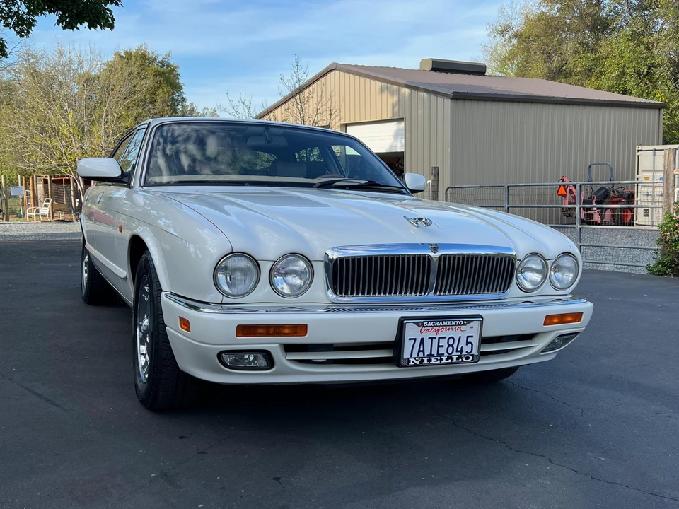 1995 Jaguar X300 XJ - Image 3 of 31