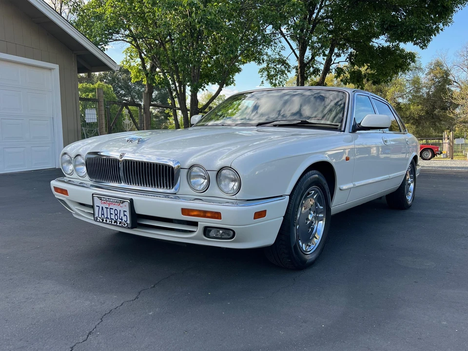 1995 Jaguar X300 XJ - Image 6 of 31
