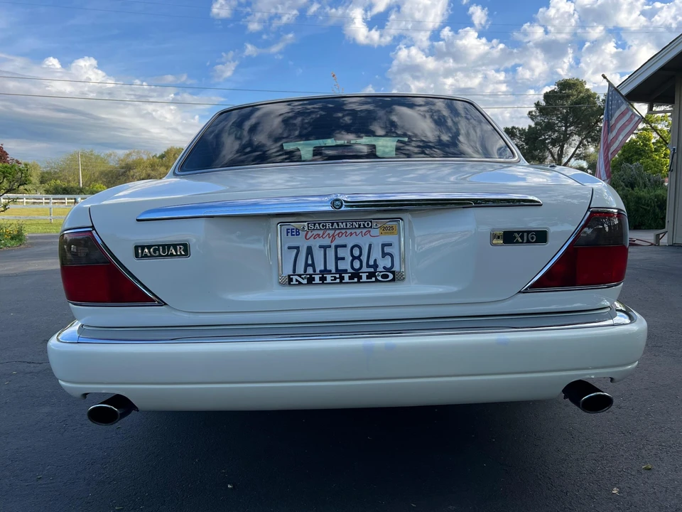 1995 Jaguar X300 XJ - Image 13 of 31