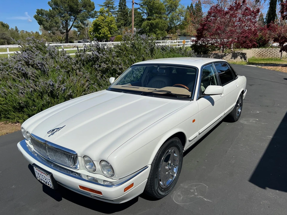 1995 Jaguar X300 XJ - Image 20 of 31