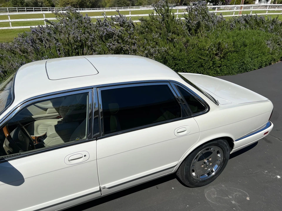 1995 Jaguar X300 XJ - Image 27 of 31