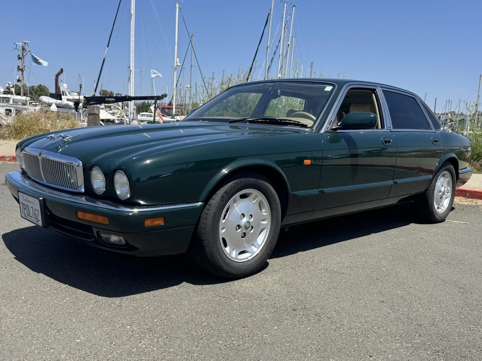 1995 Jaguar X300 XJ - Image 2 of 31