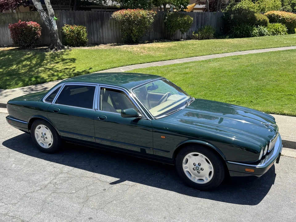 1995 Jaguar X300 XJ - Image 13 of 31