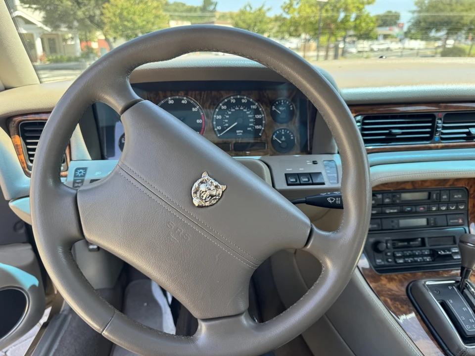1995 Jaguar X300 XJ - Image 20 of 31