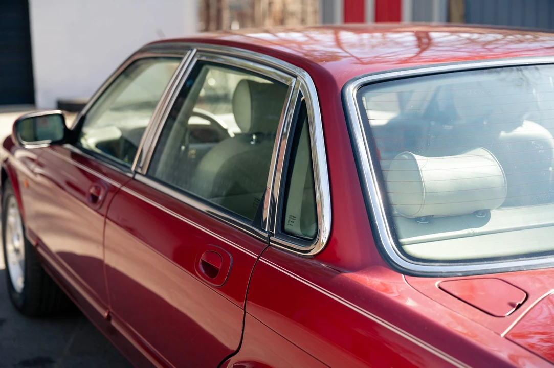 1995 Jaguar X300 XJ - Image 23 of 31