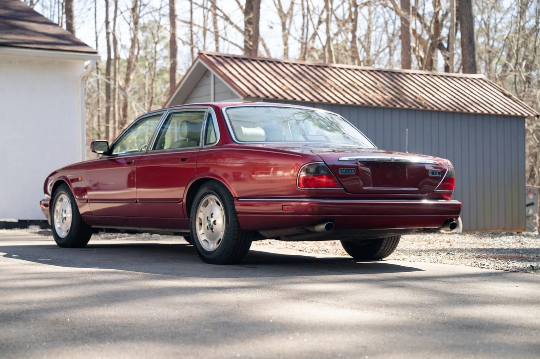1995 Jaguar X300 XJ - Image 7 of 31