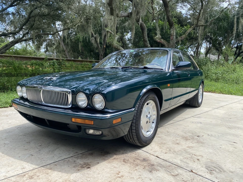 1995 Jaguar X300 XJ - Image 5 of 31
