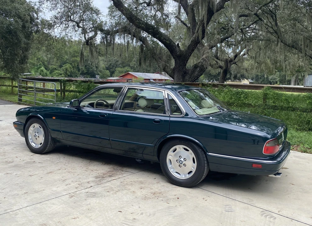 1995 Jaguar X300 XJ - Image 12 of 31