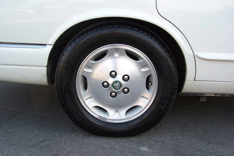 1995 Jaguar X300 XJ - Image 7 of 10