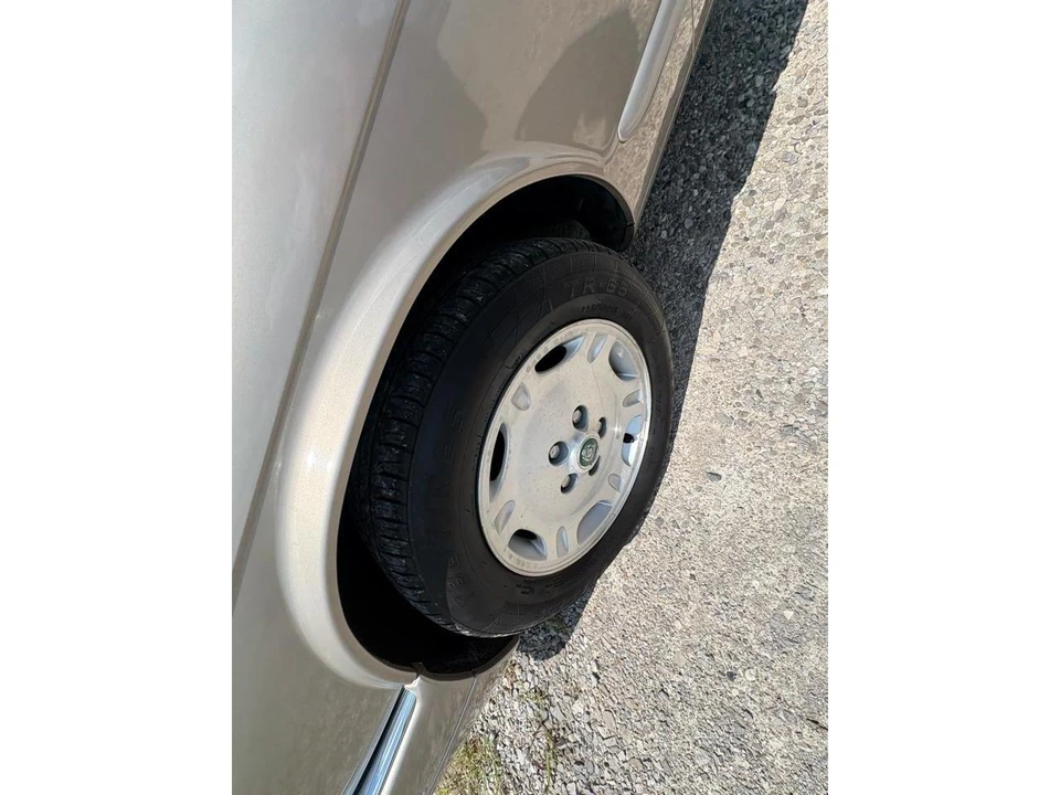 1995 Jaguar X300 XJ - Image 17 of 30