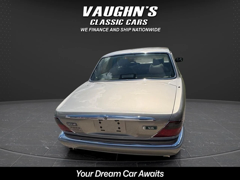 1995 Jaguar X300 XJ - Image 11 of 30