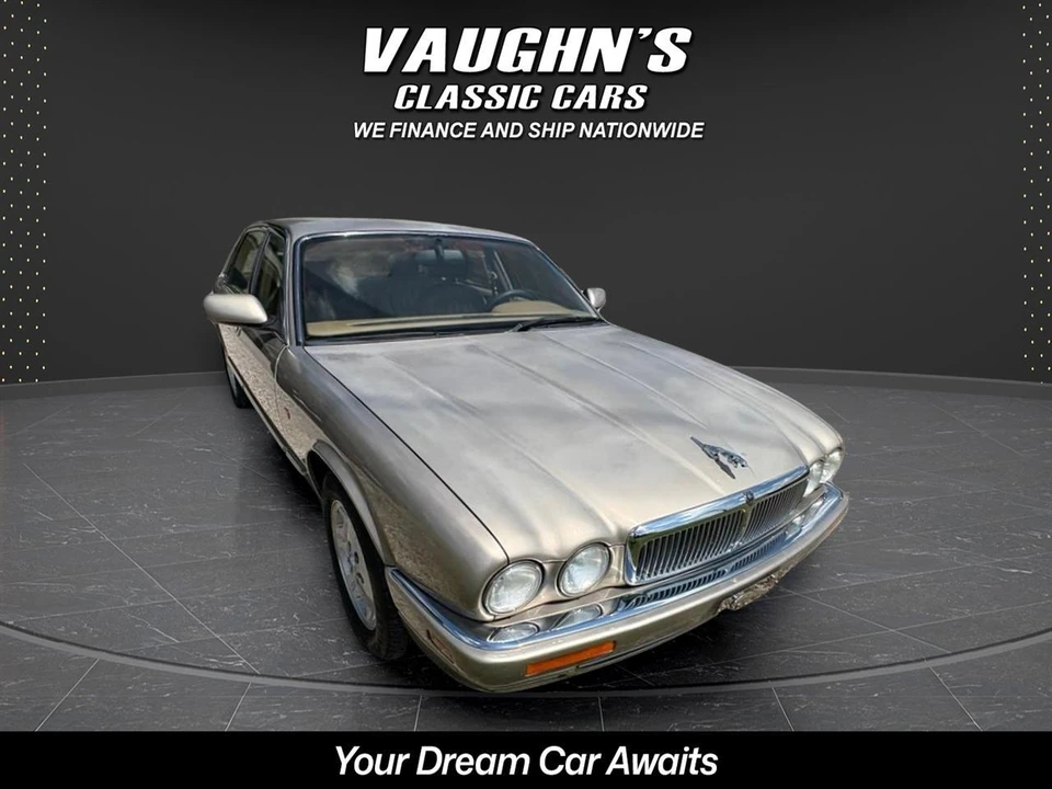 1995 Jaguar X300 XJ - Image 6 of 30