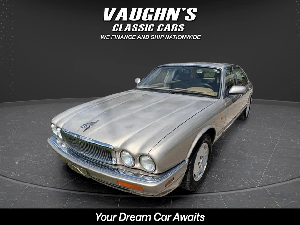1995 Jaguar X300 XJ - Image 3 of 30
