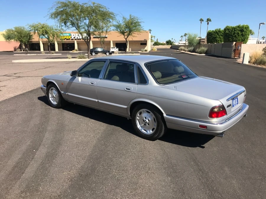 1995 Jaguar X300 XJ - Image 3 of 7