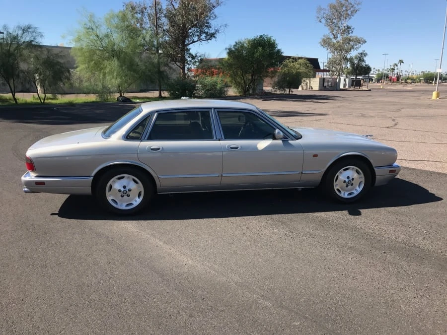 1995 Jaguar X300 XJ - Image 6 of 7