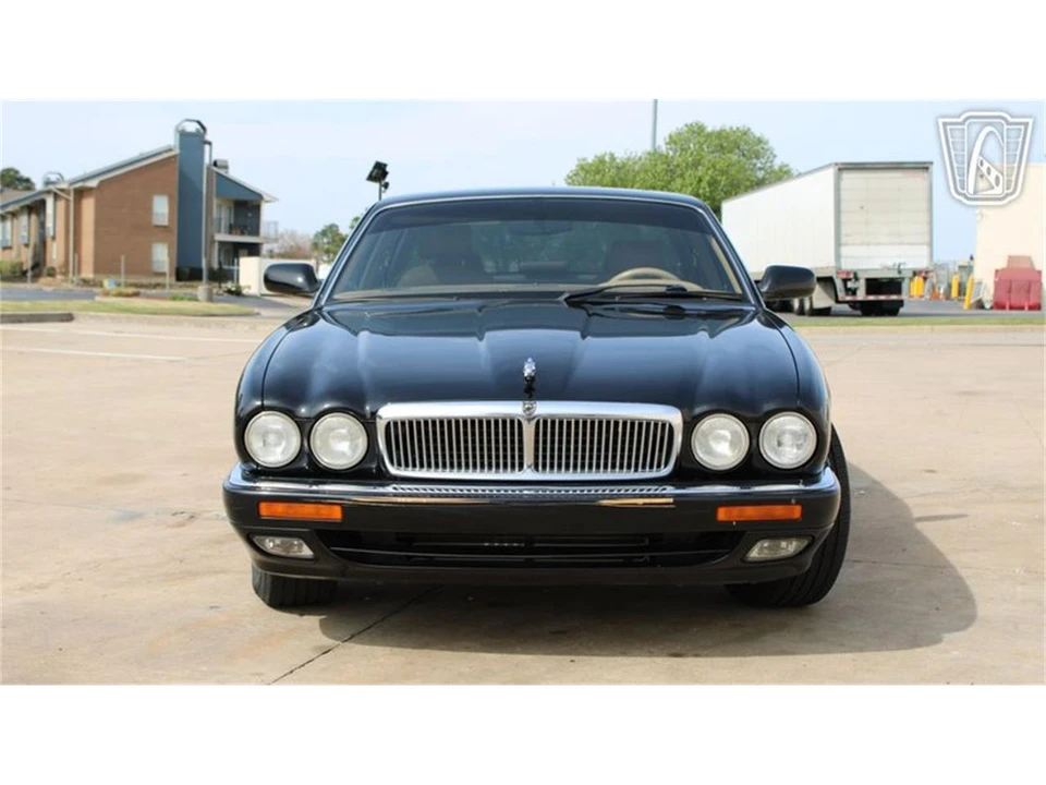 1995 Jaguar X300 XJ - Image 3 of 31